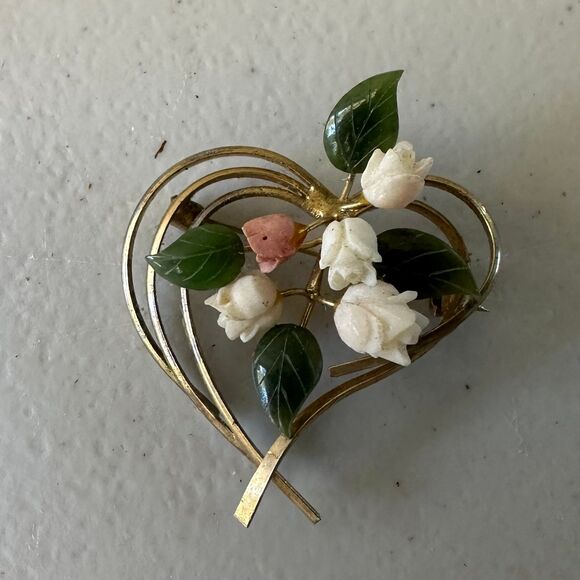 Freeform Modernist Vintage 80s Floral Peach & Green Resin 3 Dimensional Brooch - Picture 1 of 2